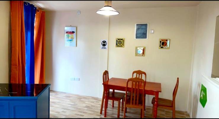 The Golden Inn Marigot Bagian luar foto
